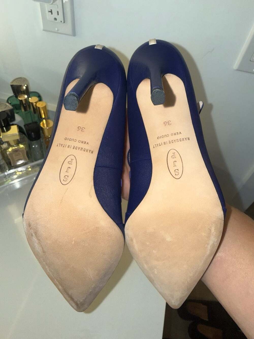 SJP Sarah Jessica Parker Navy Leather T-Strap Pointed Toe Heels Size 36 - Picture 6 of 10